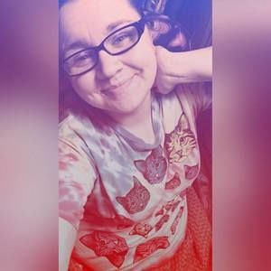 Meet your Posher, Monica